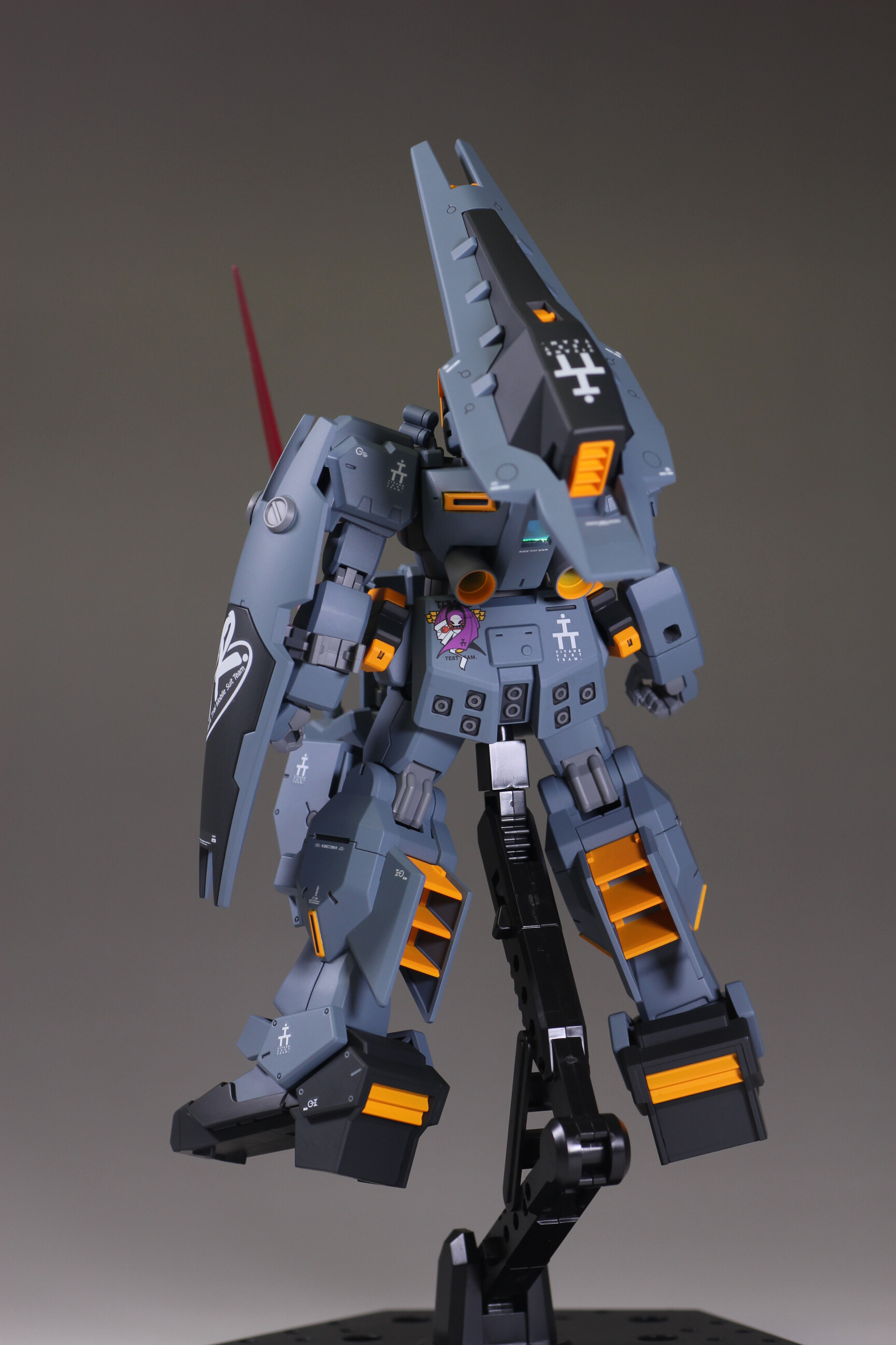 HGUC 1/144 ガンダムTR-1［ヘイズル・ラー フルアーマー形態