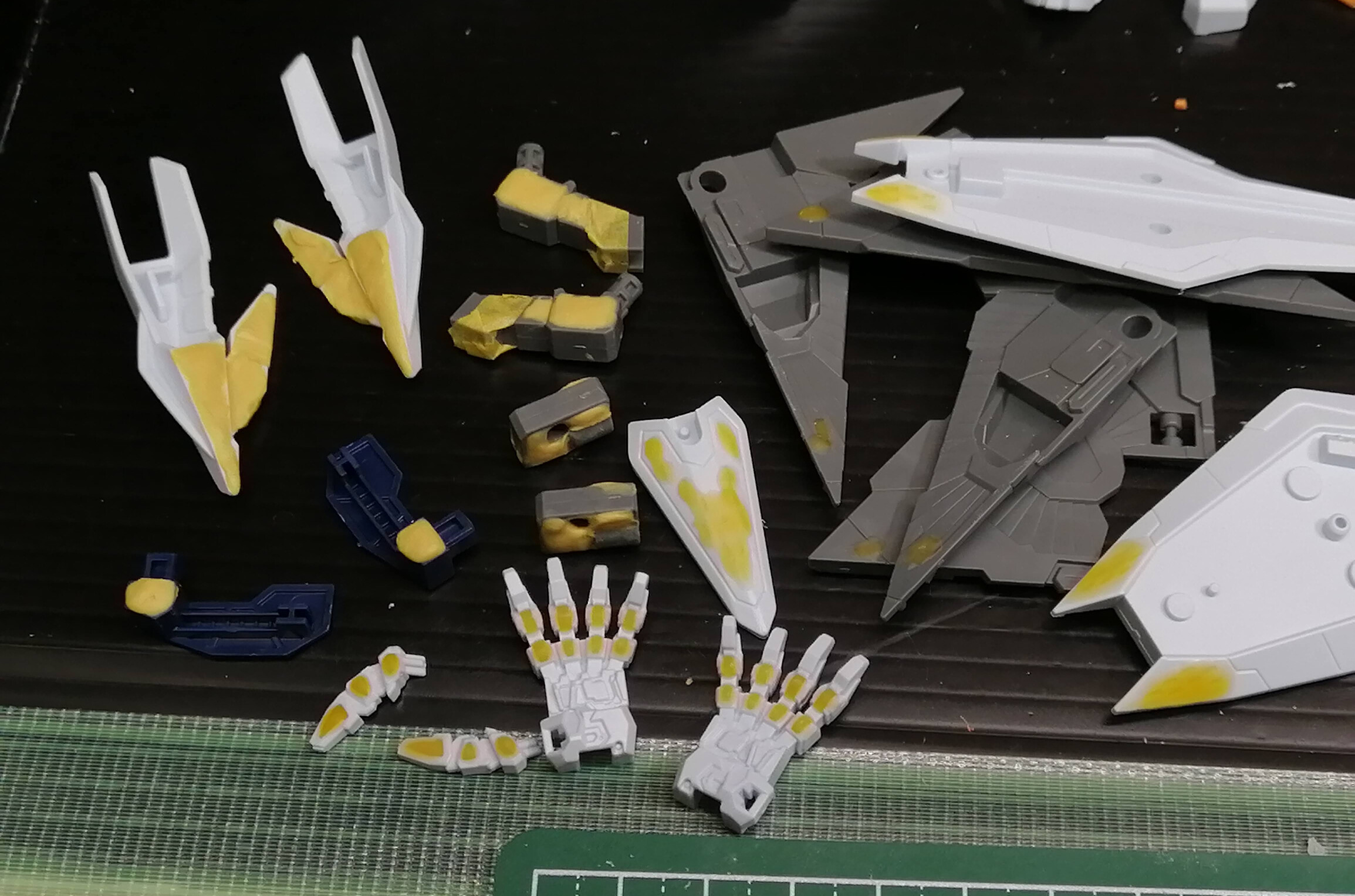 HGUC 1/144 クスィーガンダム　制作中 ガンプラレビュー】HGUC 1/144 Ξガンダム (制作中その1) | ❀花あつめ
