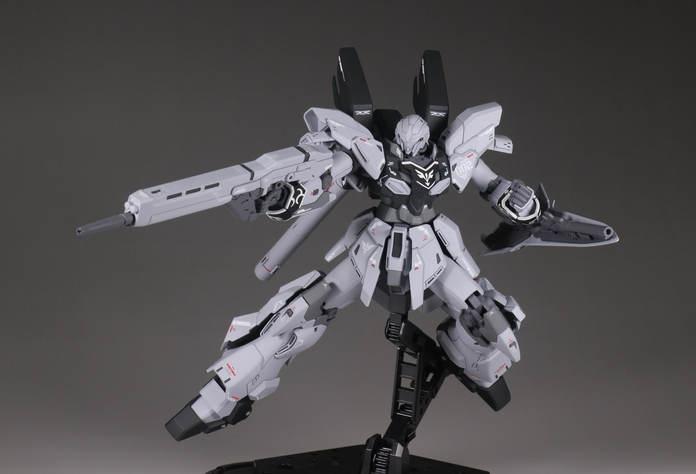 HGUC 1/144 シナンジュ・スタイン (ナラティブVer.) 全塗装 : Namicom