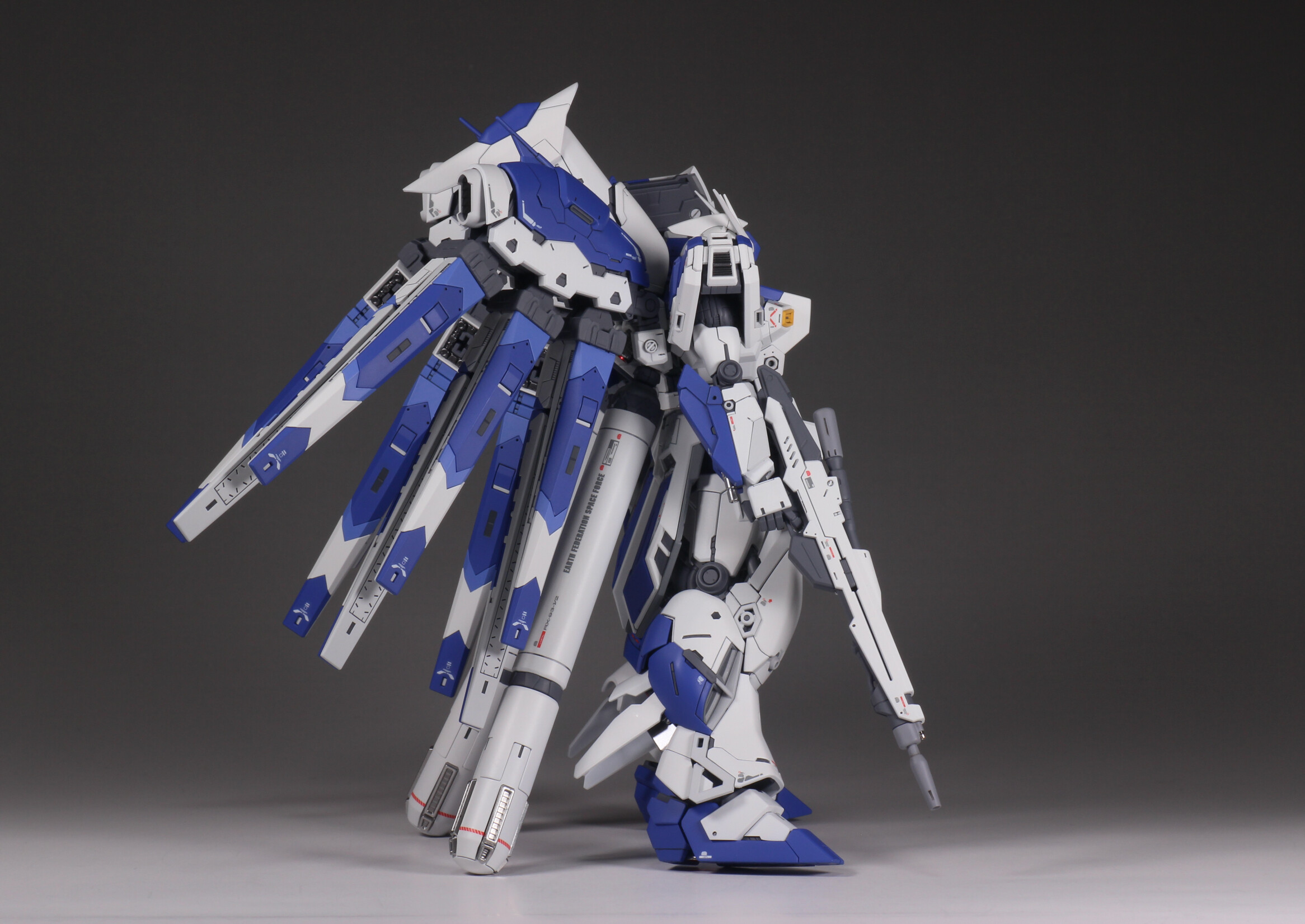三国伝 ジャンク 部分塗装済み RG 1/144 Hi-νガンダム 全塗装 : Namicomのガンプラ