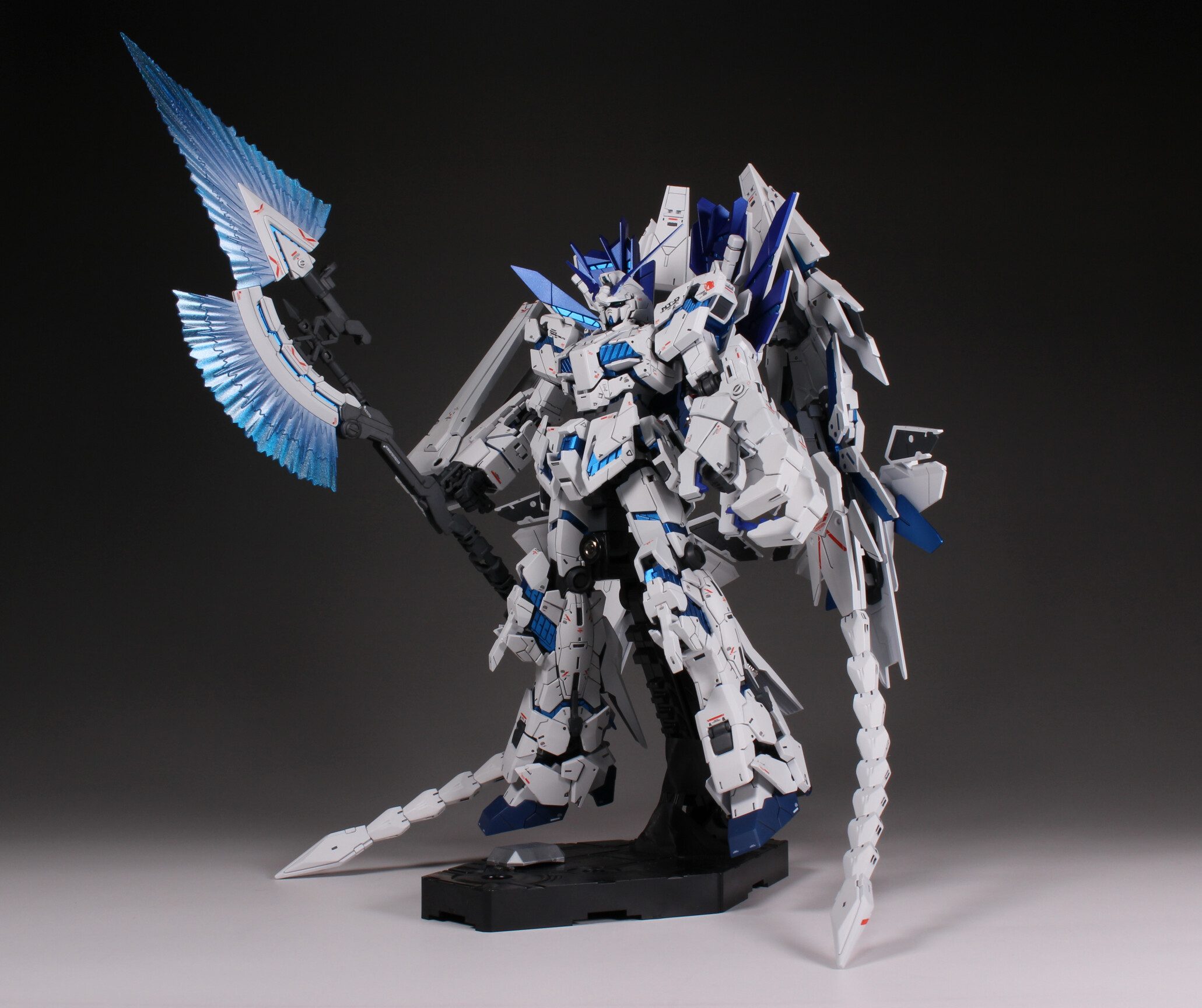 HG ユニコーンガンダムペルフェクティビリティ 全塗装完成品 Amazon | HG 1/144 ガンダムベース限定 ユニコーンガンダム ペル