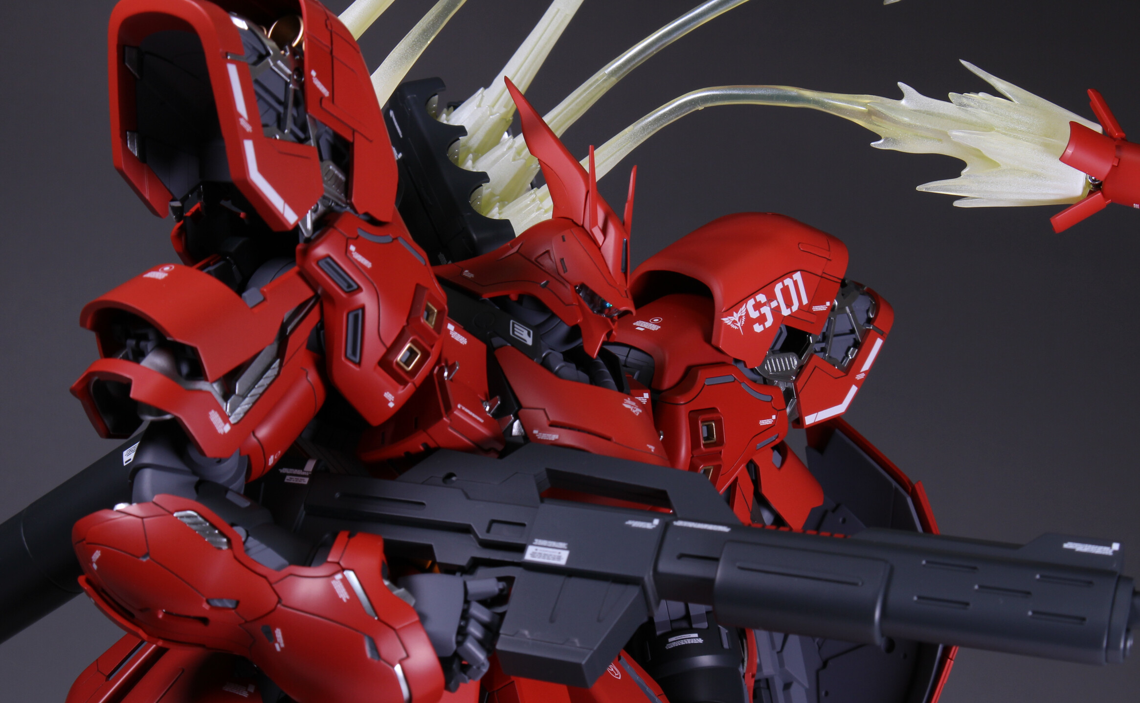 MG 1/100 サザビーVer.Ka +ファンネルエフェクト 全塗装 MG 1/100 サザビーVer.Ka +ファンネルエフェクト 全塗装