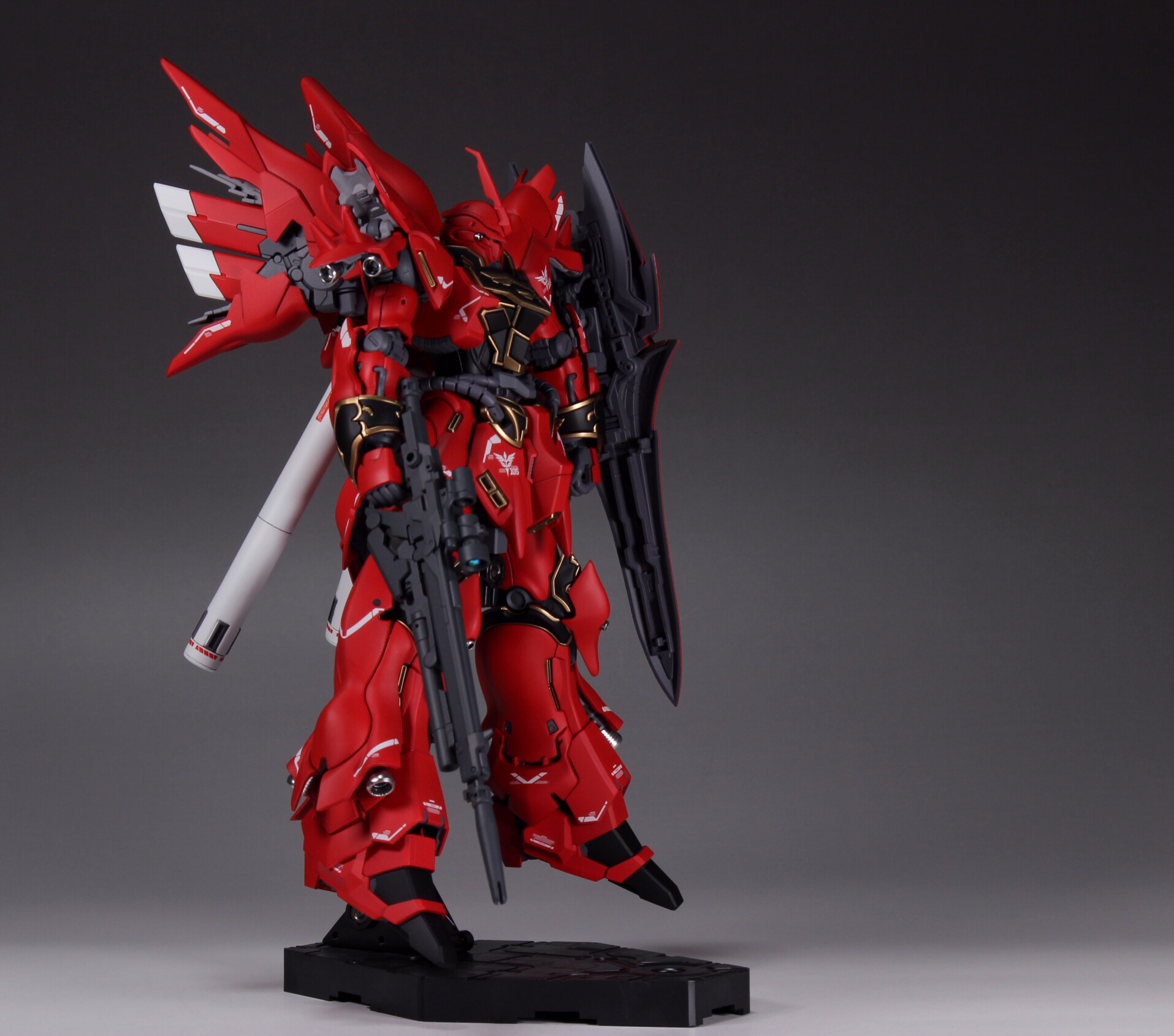 【完成品】 ① RG シナンジュ スペシャル　②水転写　※部分塗装 ★欠品 完成品】 ① RG シナンジュ スペシャル ②水転写 ※部分塗装 ☆欠品