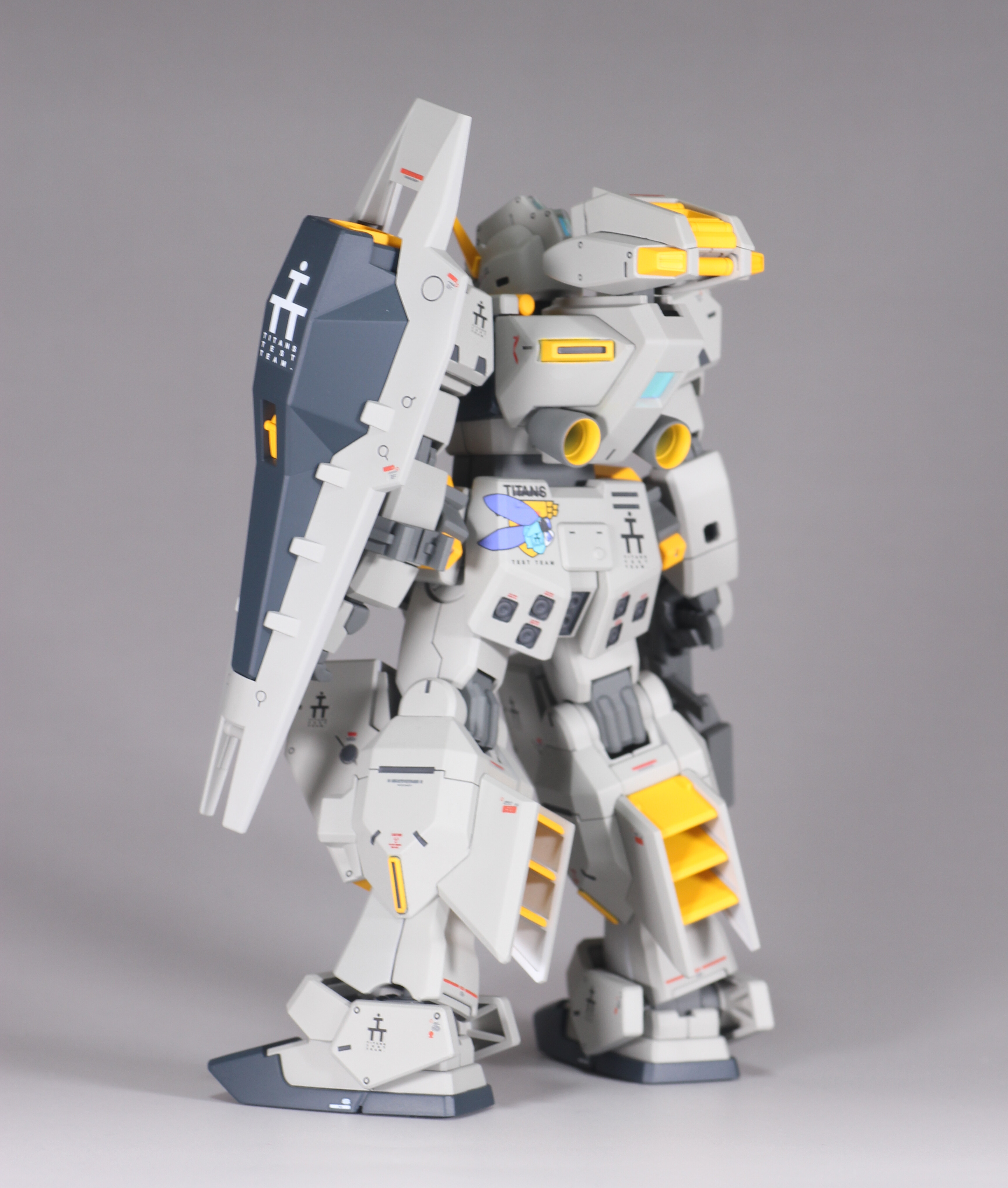 売れ筋アイテムラン ヘイズル改 ガンダムTR-1 HGUC 全塗装 Namicomのガンプラ : 完成品