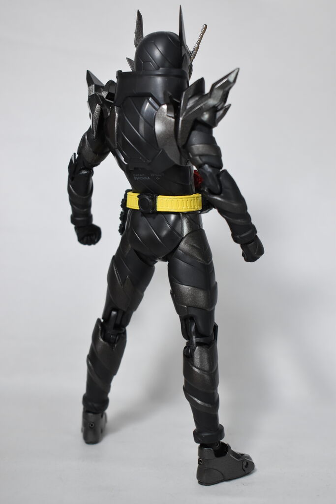 S.H.Figuarts仮面ライダーメタルビルド　未開封品 Amazon.com: TAMASHII NATIONS Bandai S.H. Figuarts Masked