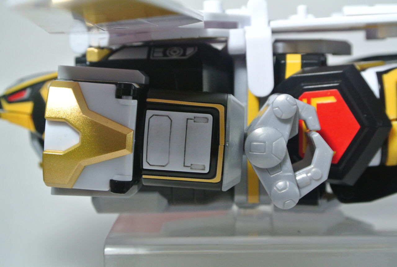 スーパーミニプラ 超弩級ジェットガルーダ レビューPart.1 : ハニワの