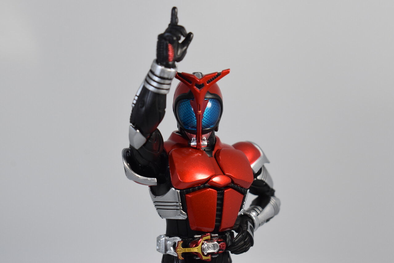 S.H.Figuarts 仮面ライダーカブト ライダーフォーム(真骨彫製法 S.H.Figuarts 仮面ライダーカブト ライダーフォーム(真骨彫製法