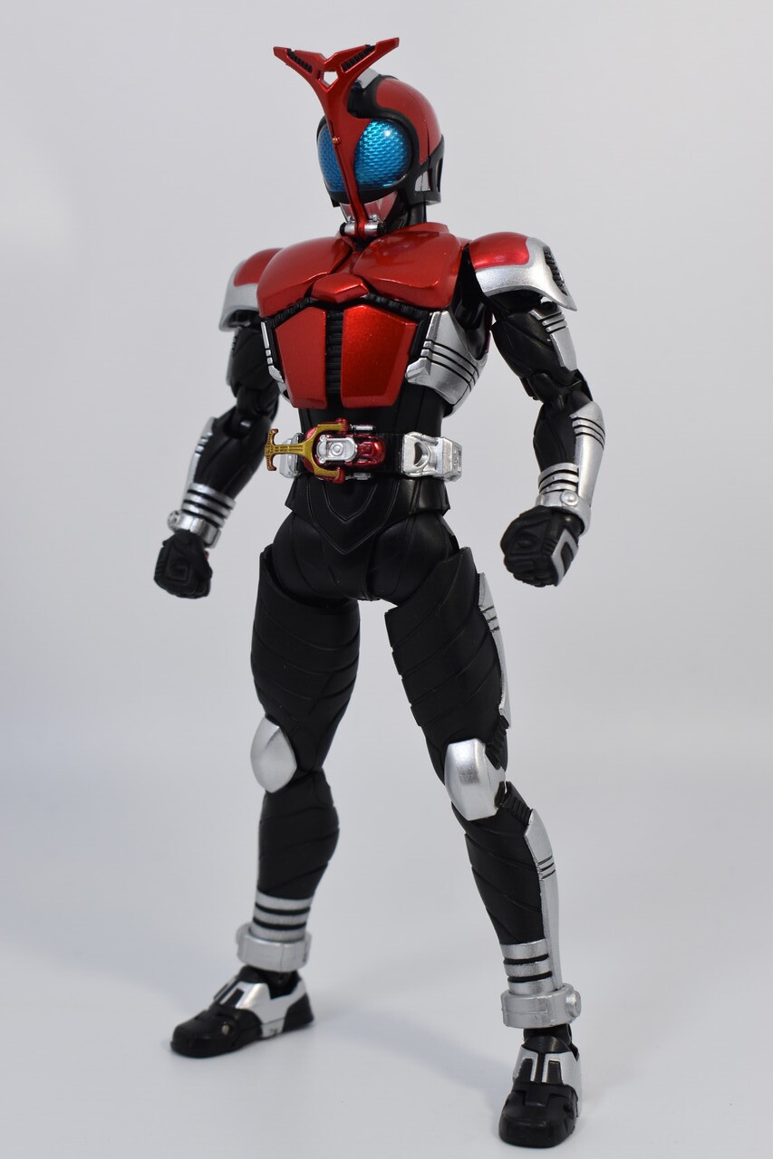 S.H.Figuarts 仮面ライダーカブト ライダーフォーム(真骨彫製法 S.H.Figuarts 仮面ライダーカブト ライダーフォーム(真骨彫製法