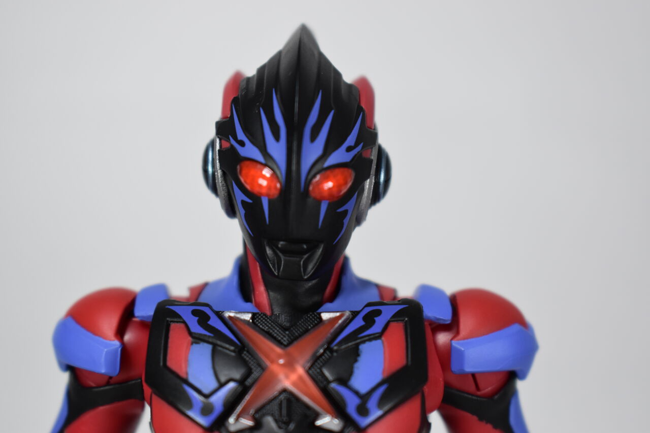 S.H.Figuarts ウルトラマンエックスダークネス＆ダークネスゴモラ 