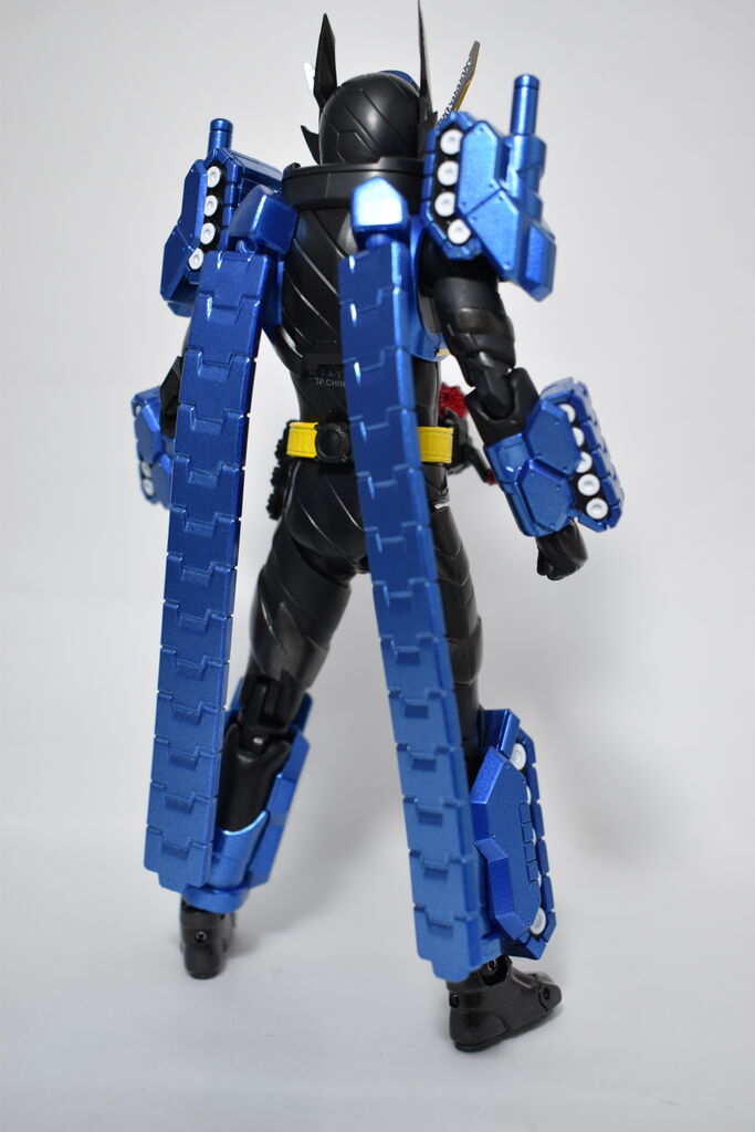 S.H.Figuarts 仮面ライダービルド タンクタンクフォーム レビュー ...