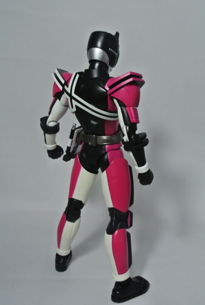 S.H.Figuarts仮面ライダーディケイド ネオディケイドライバーVer. Amazon.co.jp: バンダイ(BANDAI) S.H.Figuarts 真骨彫製法 仮面