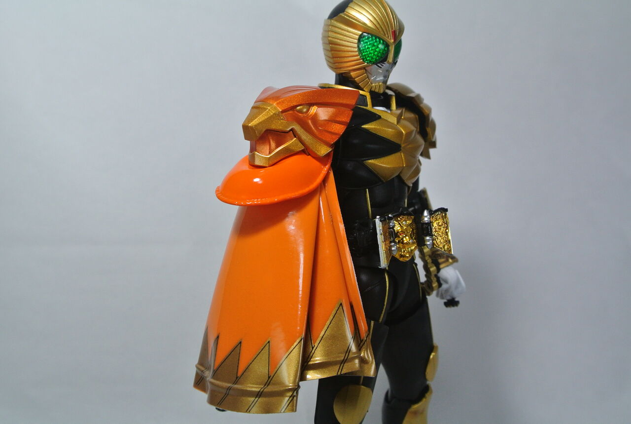 S.H.Figuarts 仮面ライダービースト マントセット（真骨彫製法