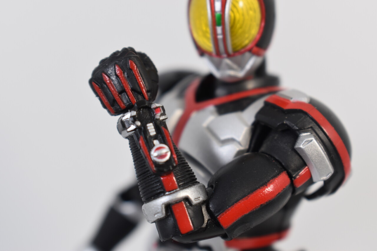 仮面ライダーshfファイズ　セット 接近未使用 Amazon.co.jp: TAMASHII NATIONS S.H.フィギュアーツ 仮面