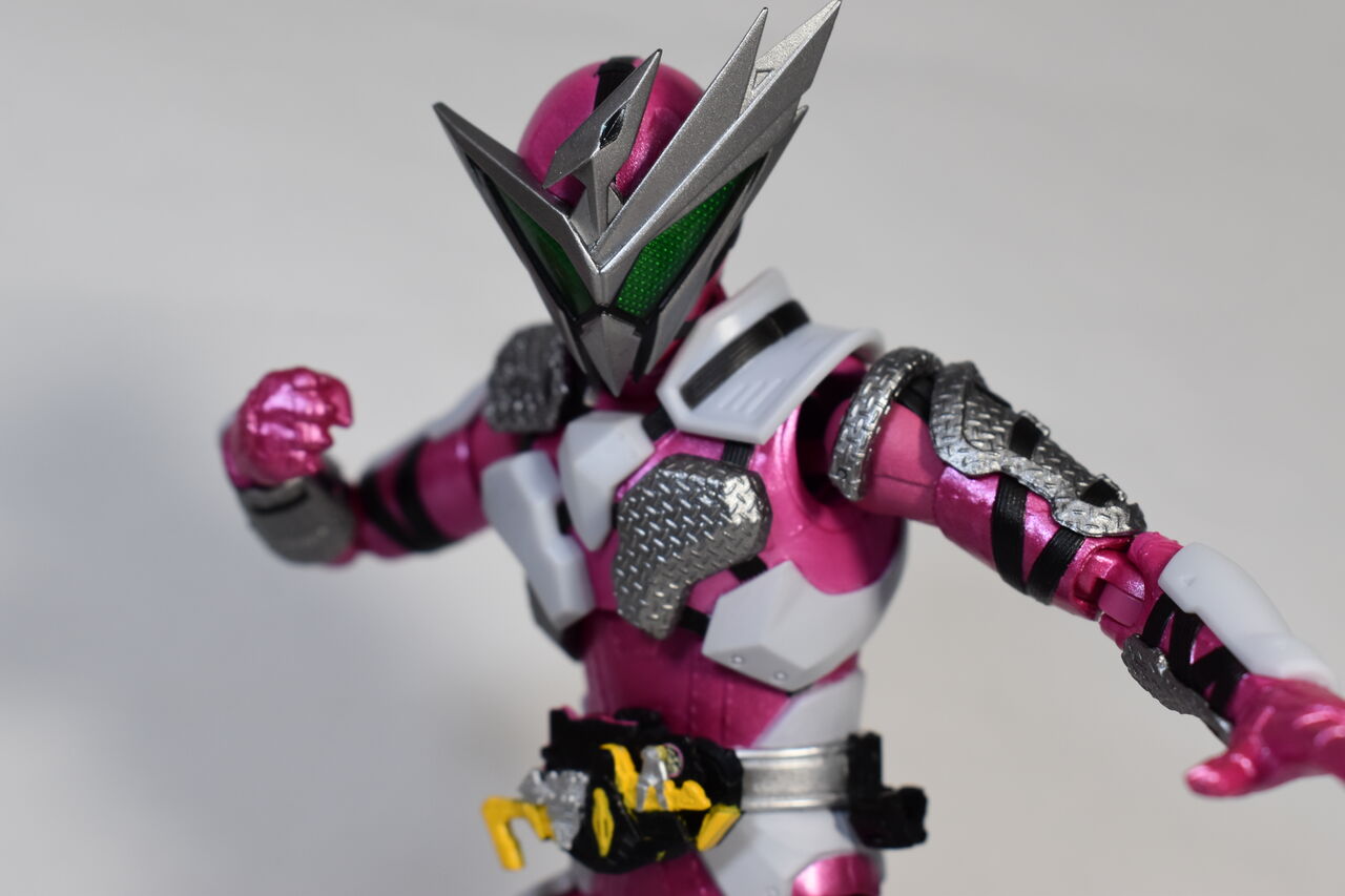 S.H.Figuarts 仮面ライダー迅 フライングファルコン レビュー : HERO