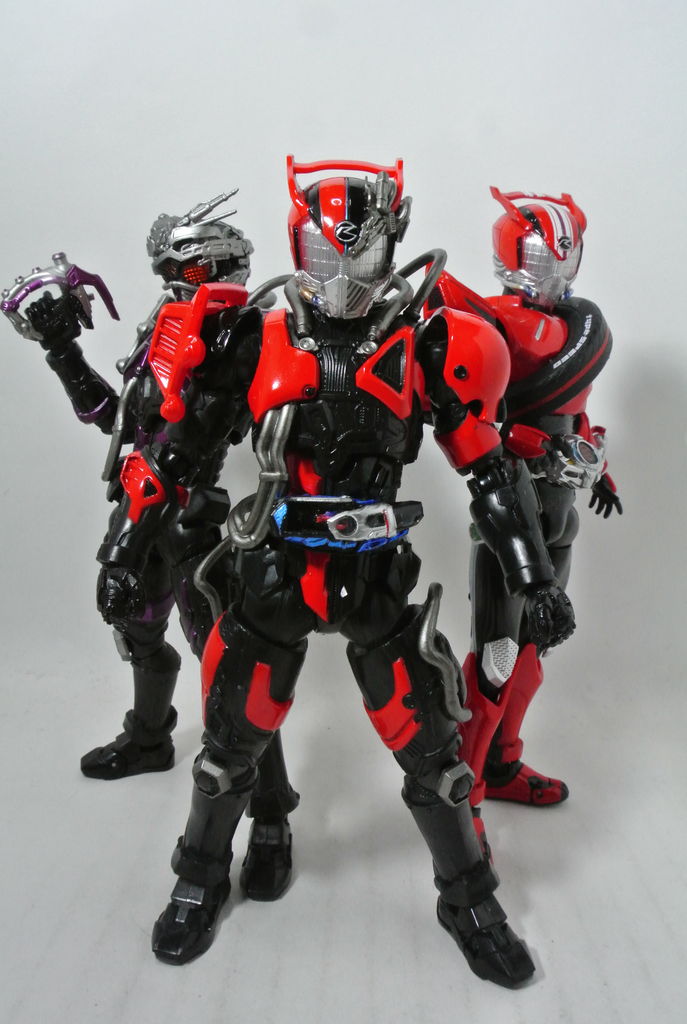 S.H.Figuarts 仮面ライダー超デッドヒートドライブ レビュー