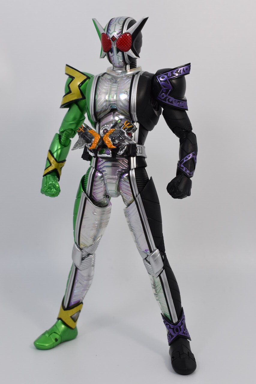 S.H.Figuarts 仮面ライダーW サイクロンジョーカーエクストリーム（真