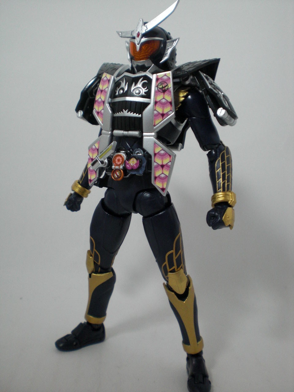 S.I.C. 仮面ライダー鎧武 ジンバーレモンアームズ S.I.C. 仮面ライダー鎧武 ジンバーレモンアームズ | 仮面