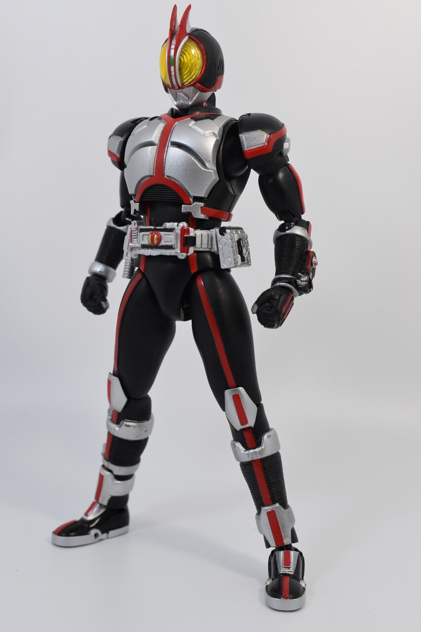 S.H.Figuarts 仮面ライダーファイズ -20 Kamen Rider Kicks Ver