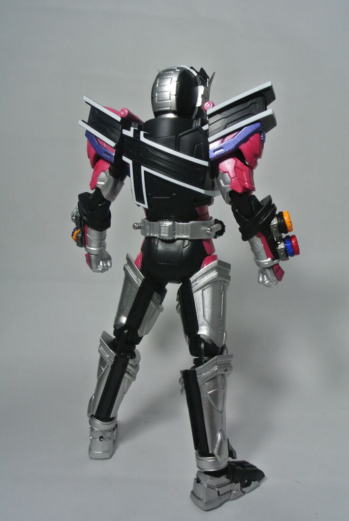 SH Figuarts 仮面ライダージオウ　ディケイドアーマー　ま未開封 Amazon.co.jp: S.H.Figuarts 仮面ライダージオウ ディケイド