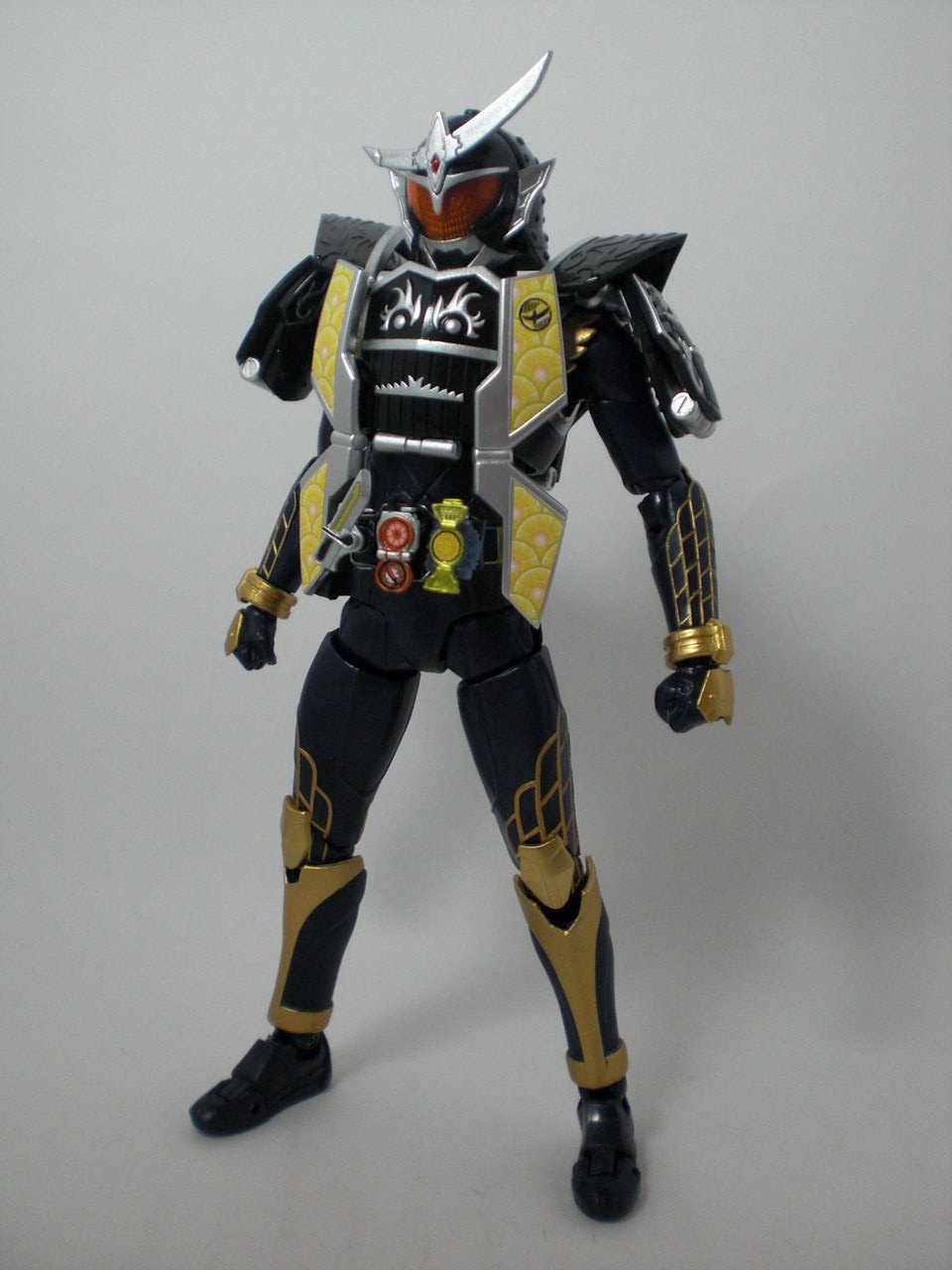 S.H.Figuarts 仮面ライダー鎧武ジンバーレモンアームズ レビュー