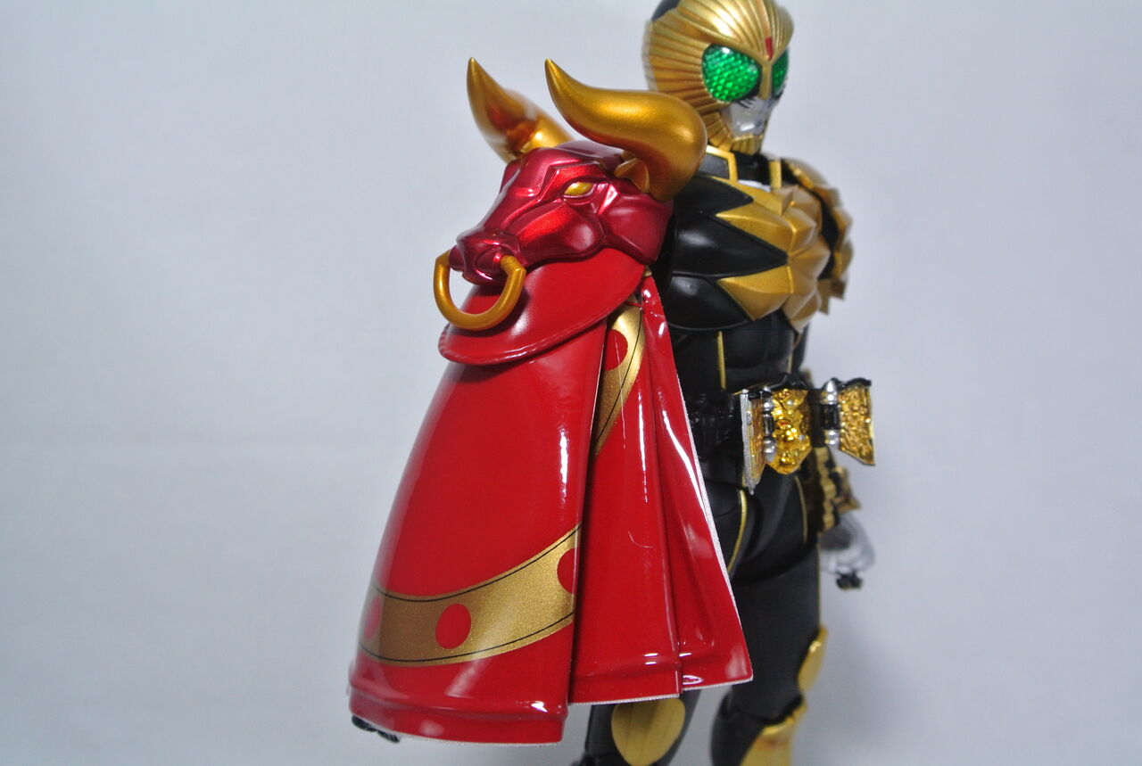 S.H.Figuarts仮面ライダービースト、ビーストハイパー、マントセット S.H.Figuarts 仮面ライダービースト マントセット | 魂ウェブ