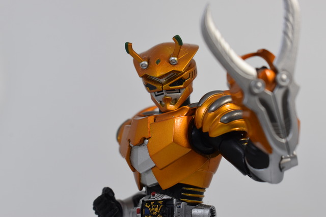 【未開封】魂ウェブ商店限定 SHFiguarts 仮面ライダーシザース Amazon.co.jp: 魂ウェブ商店限定 SHFiguarts 仮面ライダー