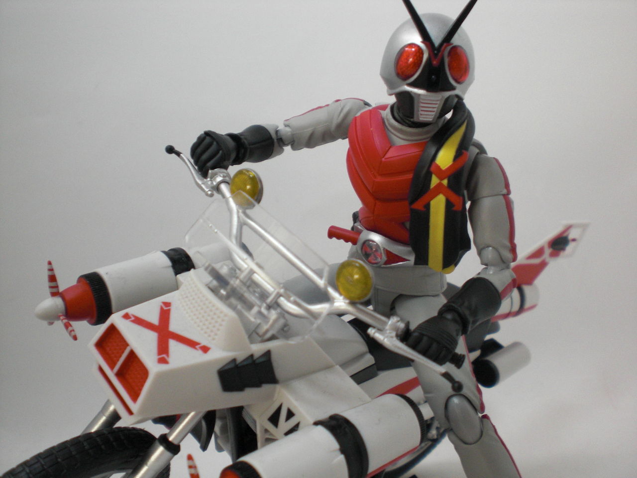 S.H.Figuarts 仮面ライダーX&クルーザーセット レビュー : HERO S.H.Figuarts 仮面ライダーX&クルーザーセット レビュー : HERO
