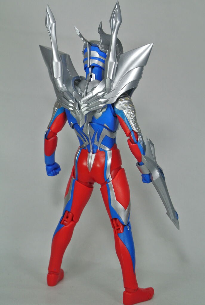 S.H.Figuarts ウルティメイトイージス/ウルトラマンゼロアーマー