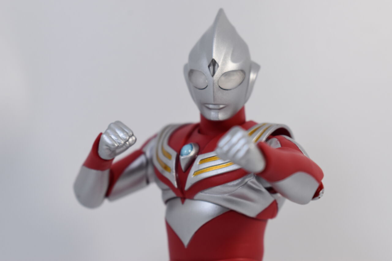 S.H.Figuarts ウルトラマンティガ パワータイプ(真骨彫製法 S.H.Figuarts ウルトラマンティガ パワータイプ(真骨彫製法