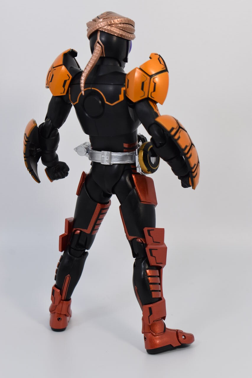 S.H.Figuarts 仮面ライダーオーズ ブラカワニコンボ（真骨彫製法