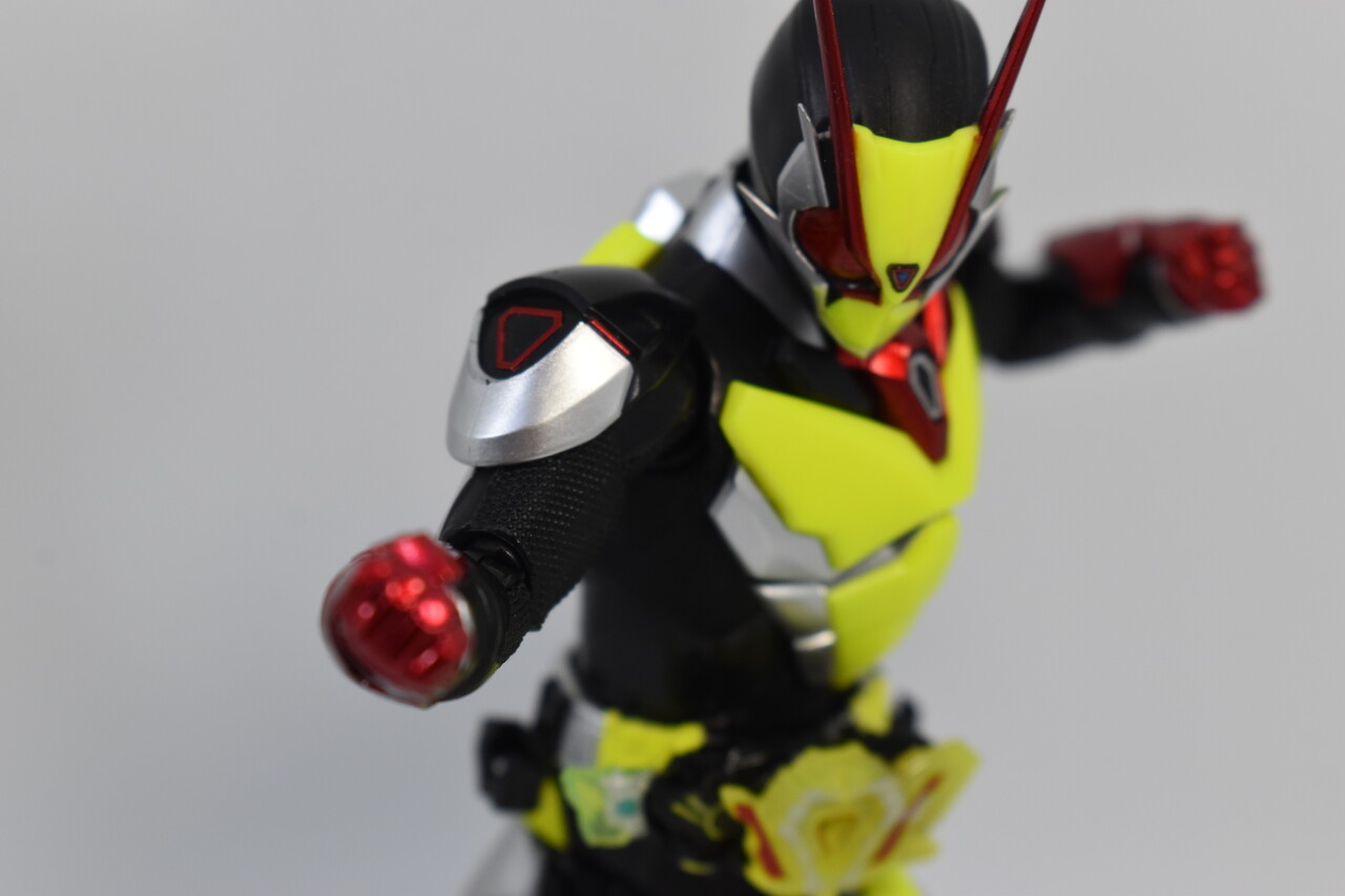 S.H.Figuarts 仮面ライダーゼロツー レビュー : ハニワの玩具部屋