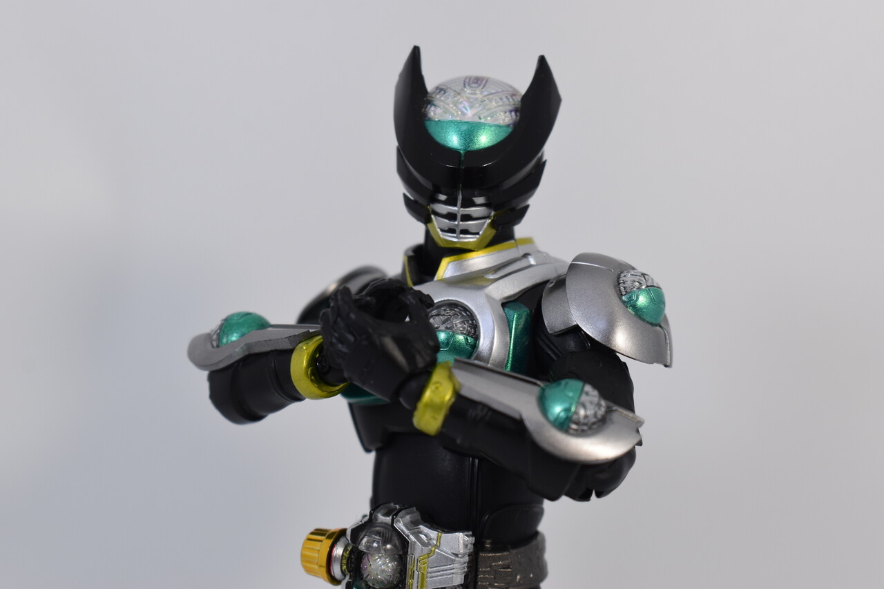 S.H.Figuarts（真骨彫製法） 仮面ライダーバース | 魂ウェブ
