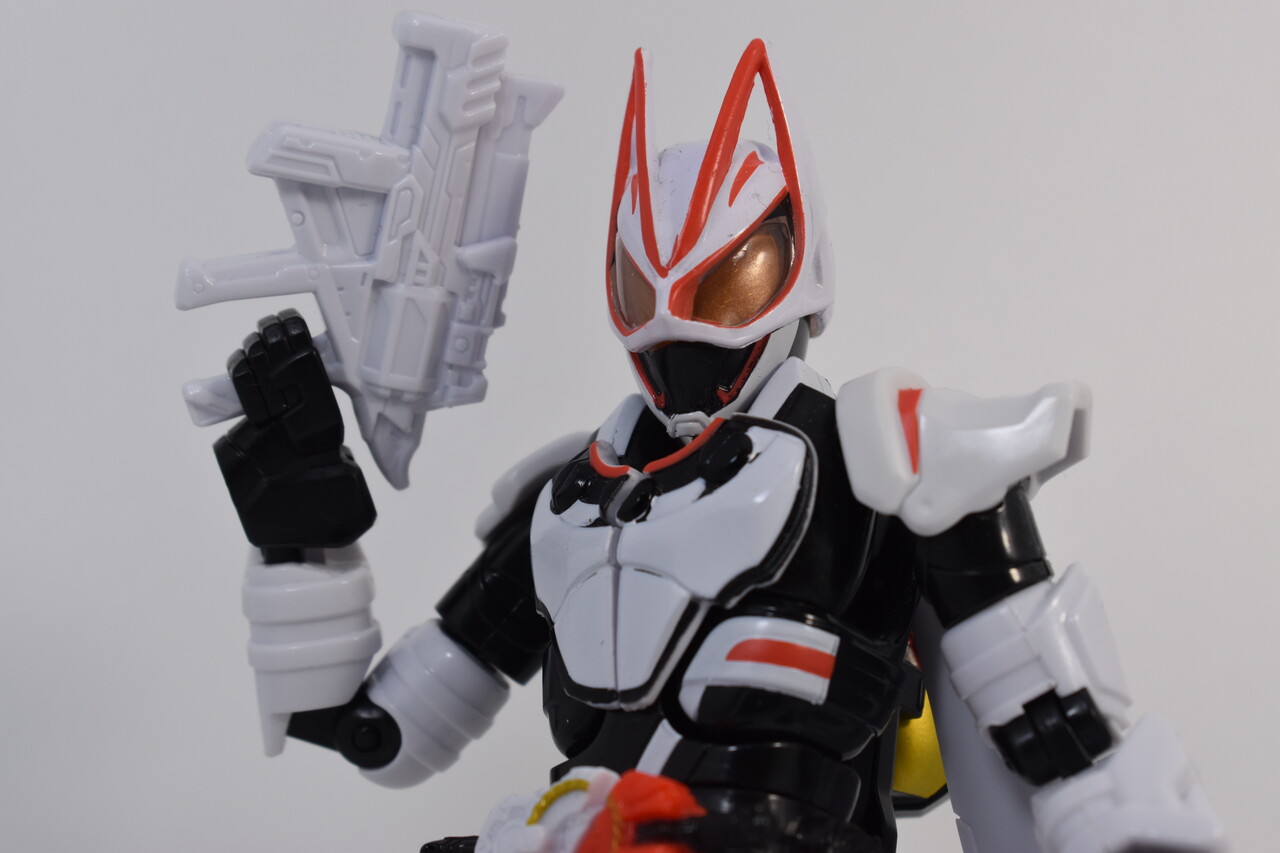 リボルブチェンジフィギュア 仮面ライダーギーツ マグナムブースト