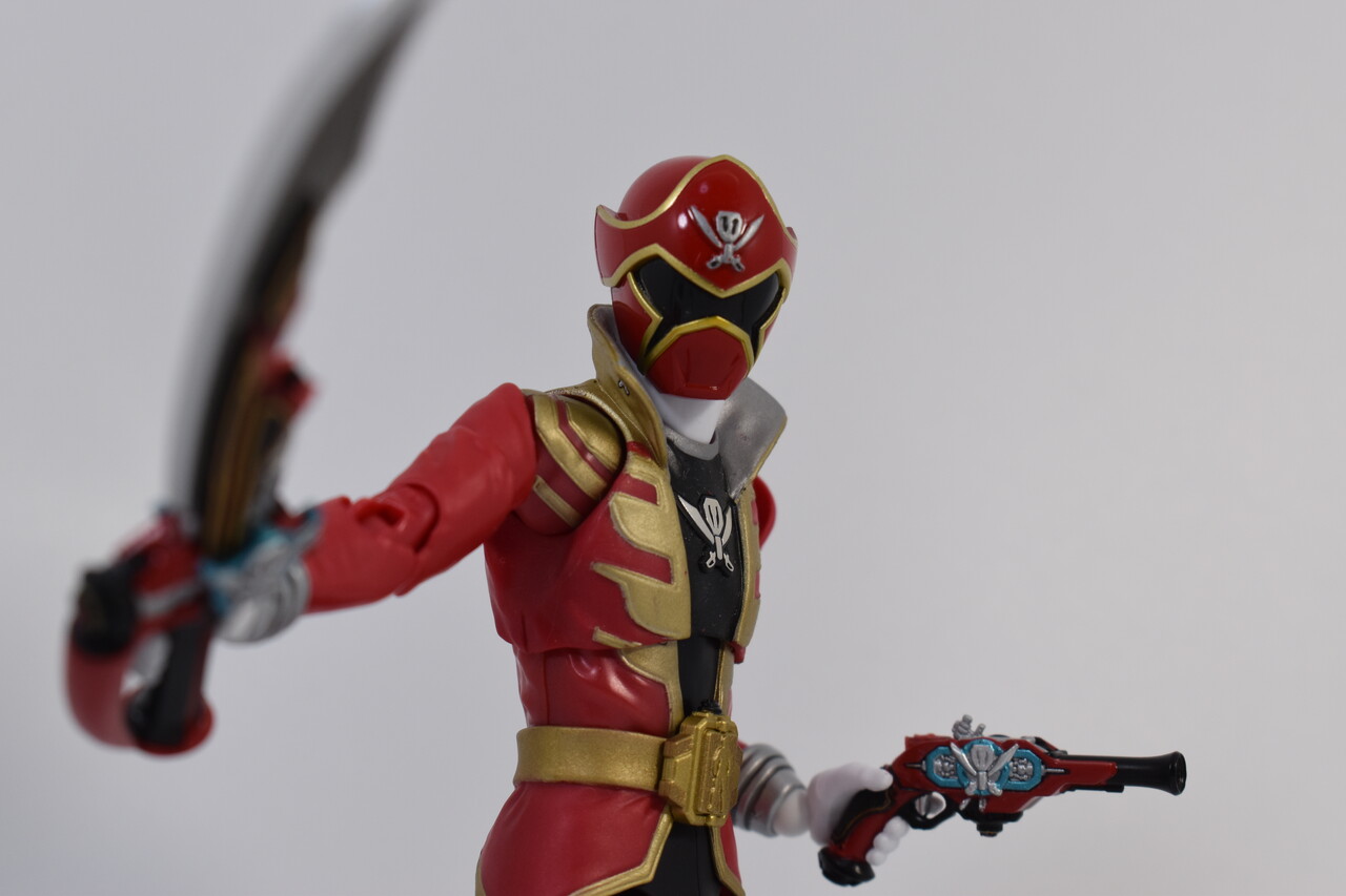 S.H.Figuarts ゴーカイレッド （真骨彫製法） レビュー : HERO