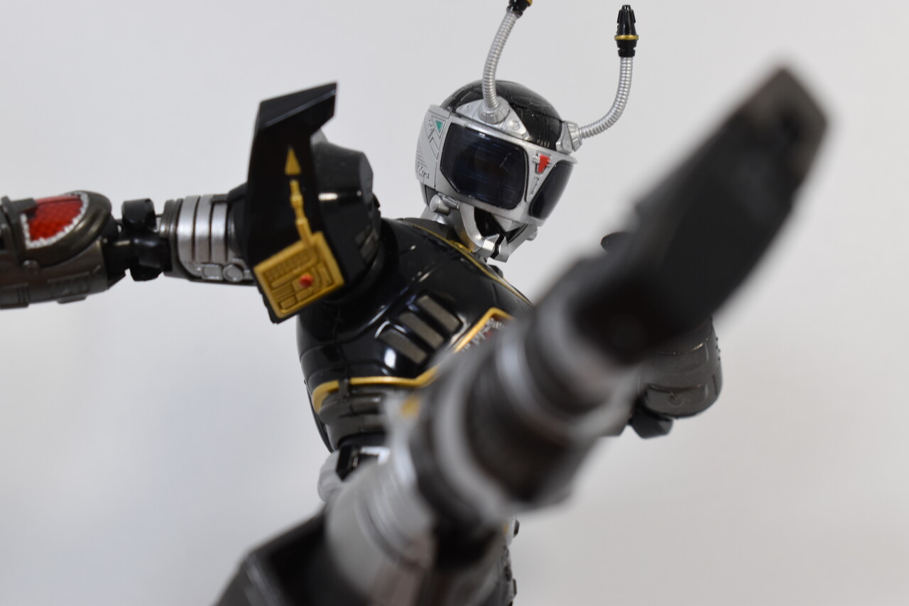 S.H.Figuarts ブラックビート レビュー : ハニワの玩具部屋