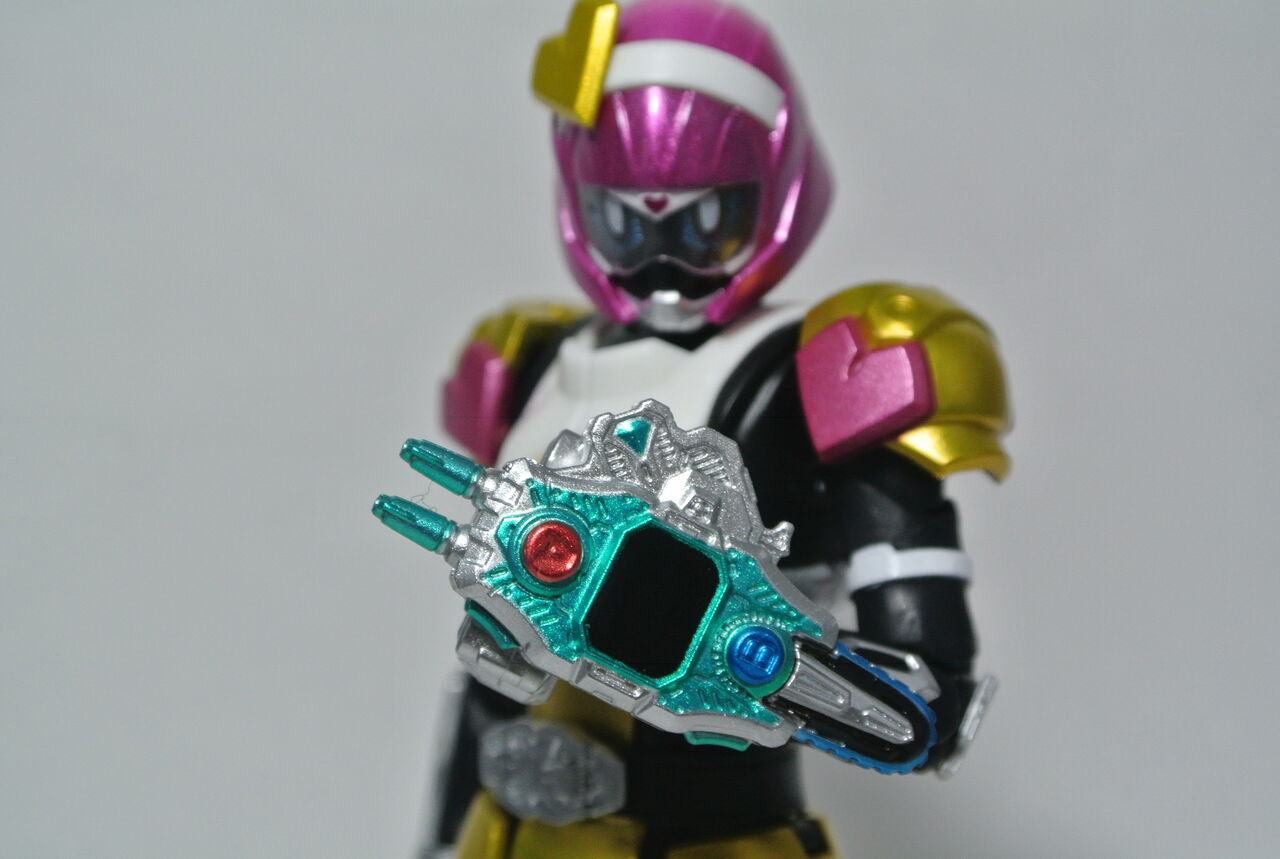 S.H.Figuarts 仮面ライダーポッピー ときめきクライシスゲーマー