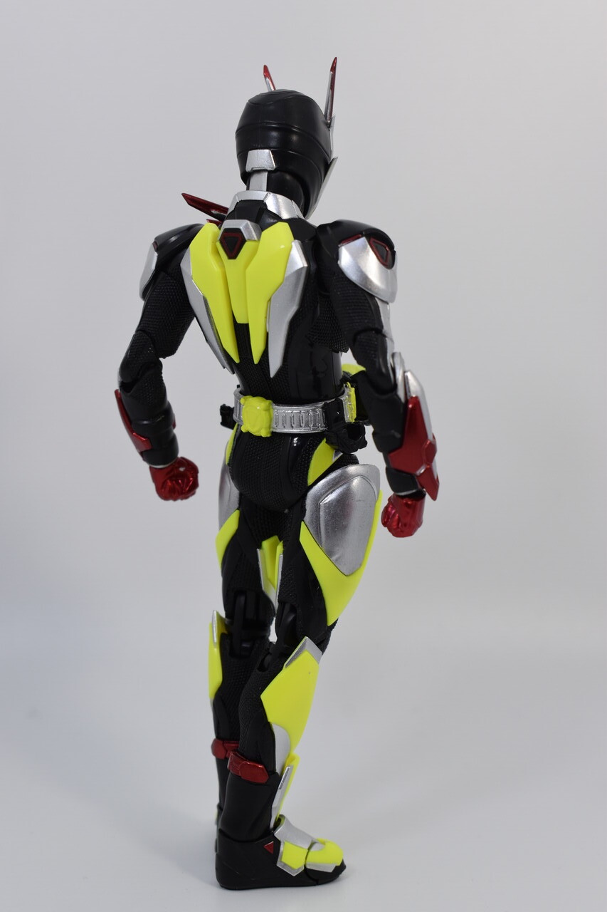 S.H.Figuarts 仮面ライダーゼロツー(イズVer.) レビュー : ハニワの