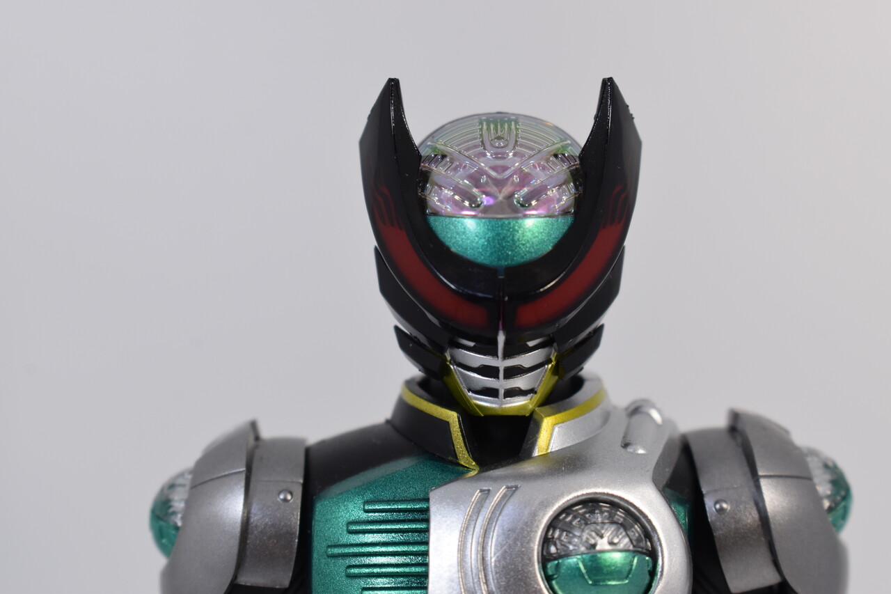 S.H.Figuarts 仮面ライダーバース（真骨彫製法） レビュー : ハニワの 