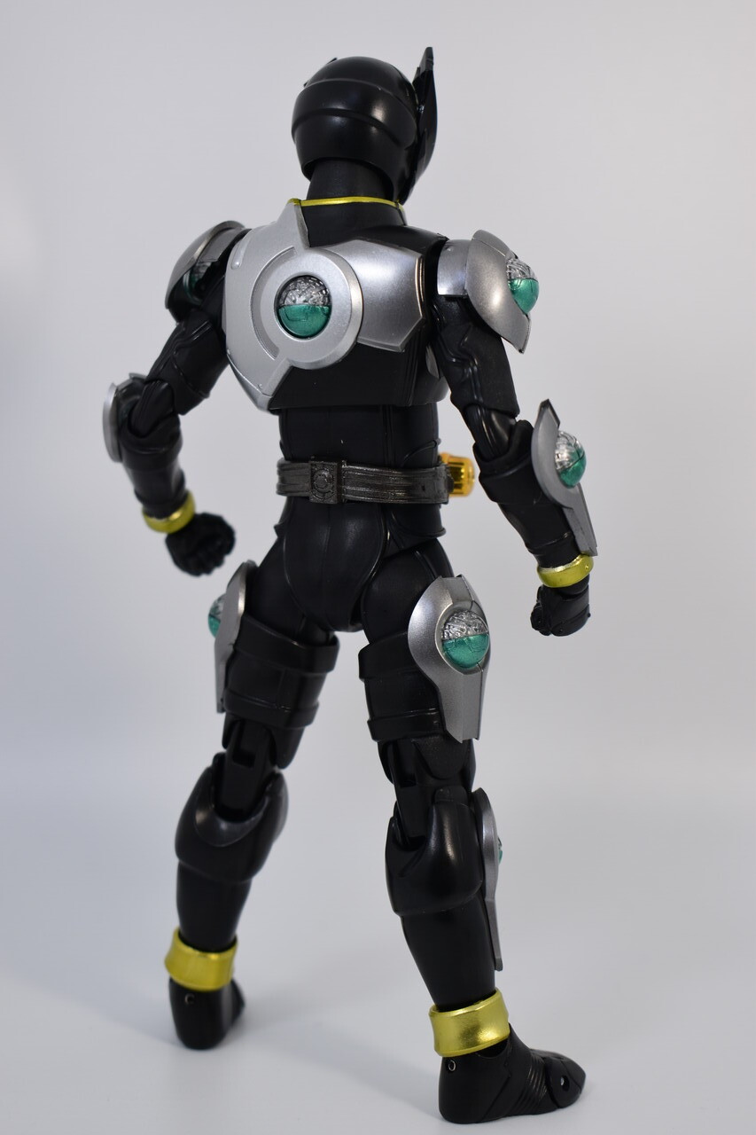 S.H.Figuarts 仮面ライダーバース（真骨彫製法） レビュー : HERO