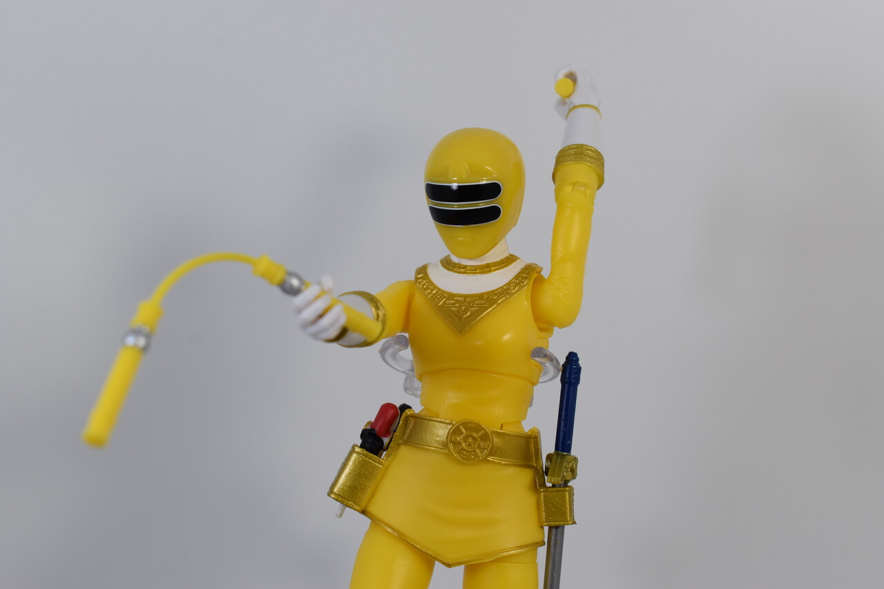 POWER RANGERS LIGHTNING COLLECTION ZEO YELLOW RANGER