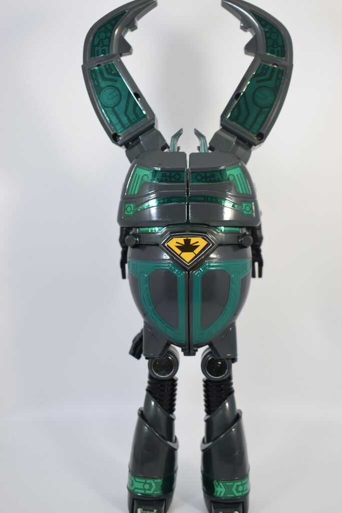 BEETLE BORGS METALLIX DELUXE TRANSFORMING BORON レビュー : ハニワ