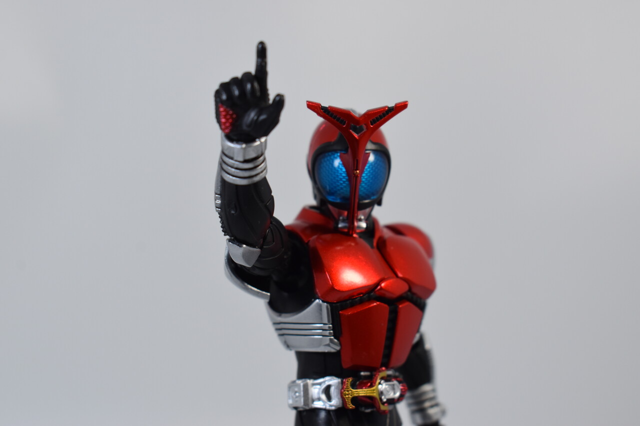 S.H.Figuarts 仮面ライダーカブト ライダーフォーム(真骨彫製法 S.H.Figuarts 仮面ライダーカブト ライダーフォーム(真骨彫製法