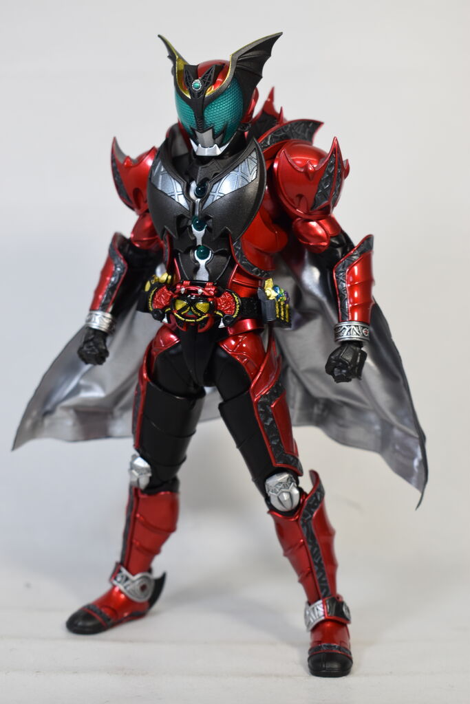 S.H.Figuarts 仮面ライダーダークキバ（真骨彫製法） レビュー