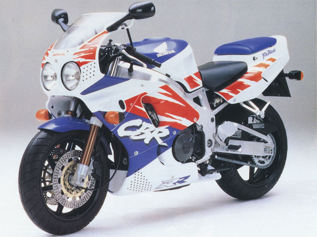 CBR900