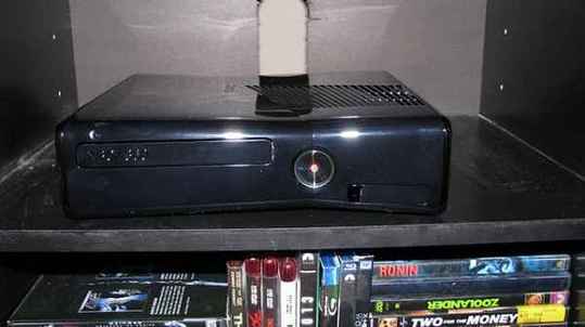 Xbox-360-Slim-rdod-01
