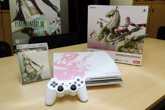 ff13_ps3_special_pack_with_lightning