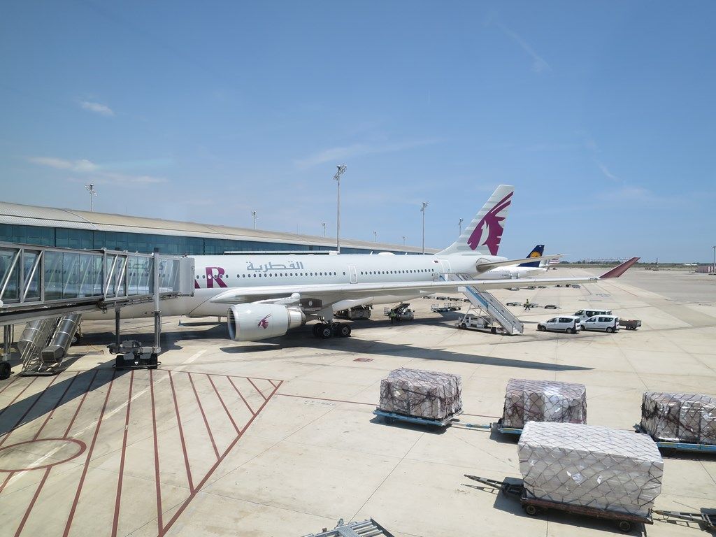 カタール航空a330 0 ドーハ バルセロナ エコノミークラス ケチのケチによるケチな旅行