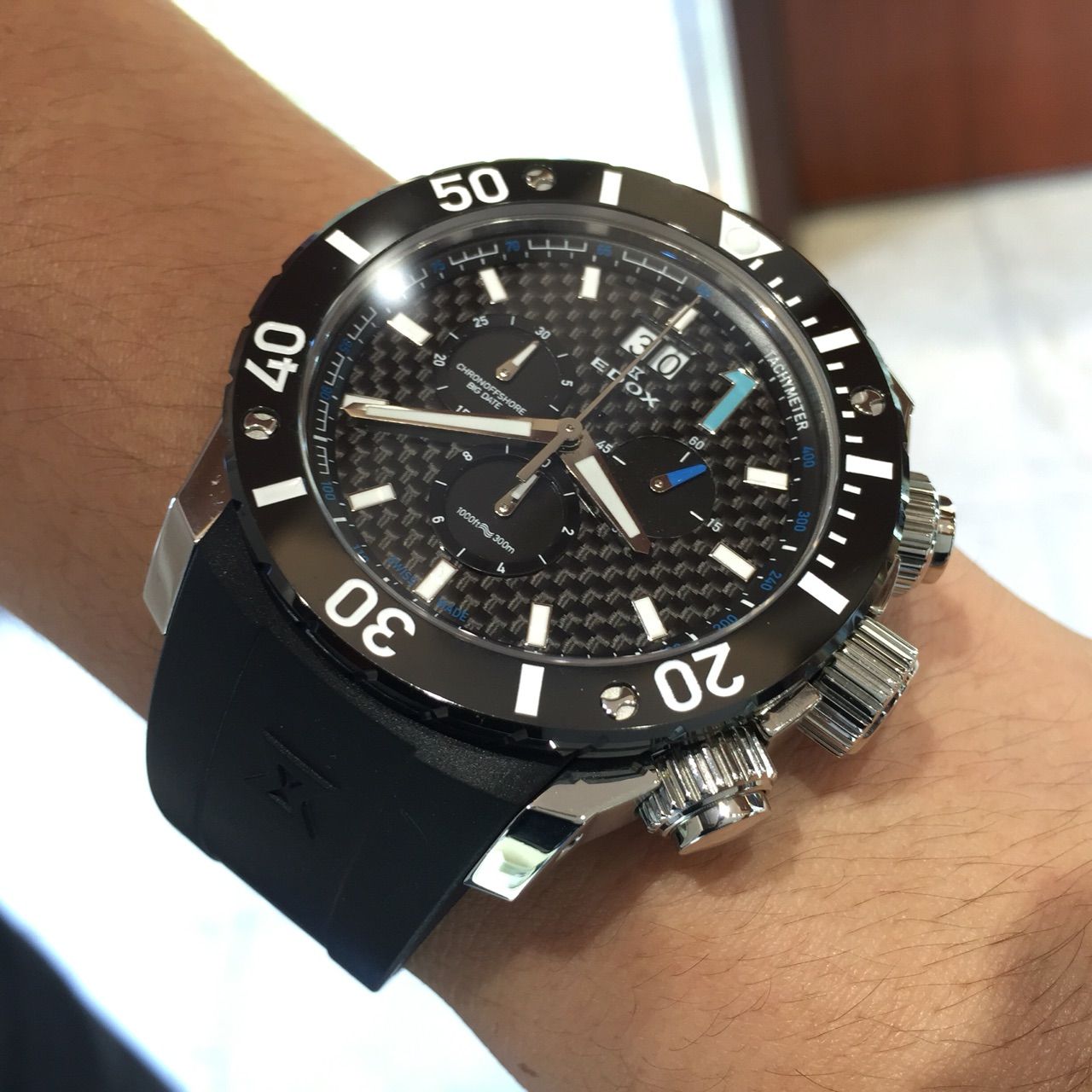 通販新品 EDOX - EDOX エドックス『クロノオフショア1 ビッグデイト