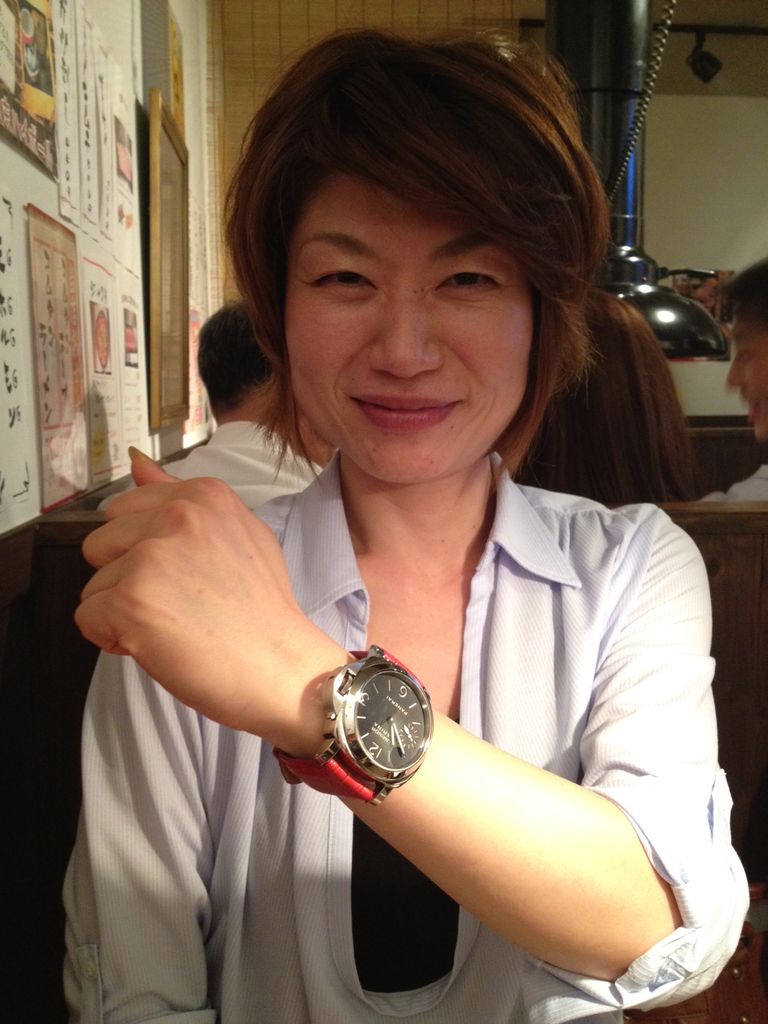 えっお肉を前に微笑む丸男の腕にパネライが 輸入時計 正規販売店 Hf Age高崎店のブログ