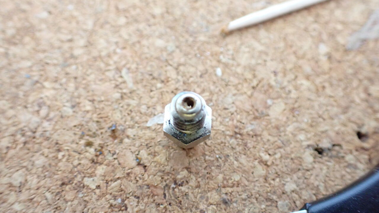 メンテナンス 補機 グリスが入らない ゆでたまごな日